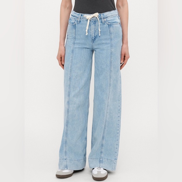 Gap Womens Wide Leg Jeans Baggy Mid Rise Light Wash Denim Drawstring Size 26 / 2 - Picture 1 of 14